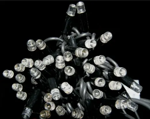 PROfesionali tanki lempučių girlianda POLAMP, 5m (2,5+2,5), 300 LED, šiltai balta, juodu laidu, IP67